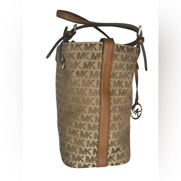 Michael Kors shoulderbag Jet set style snap closure open closure tote handbag - Picture 9 of 15